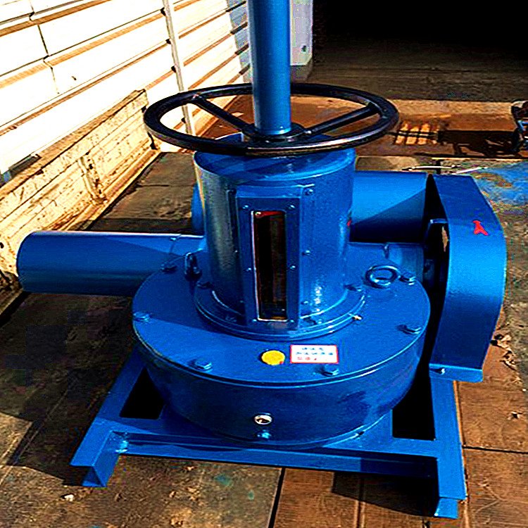 ​​刮泥机减速机的应用和维护